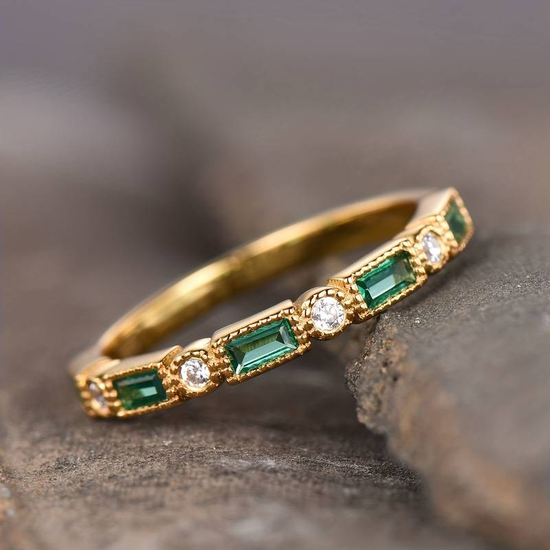 Golden Ring with Green Zirkonia