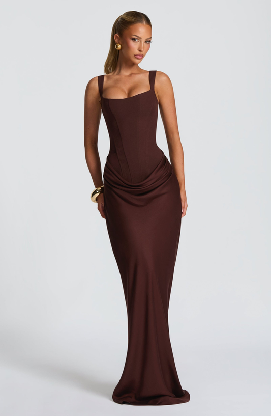JAYLA | Hourglass Maxi