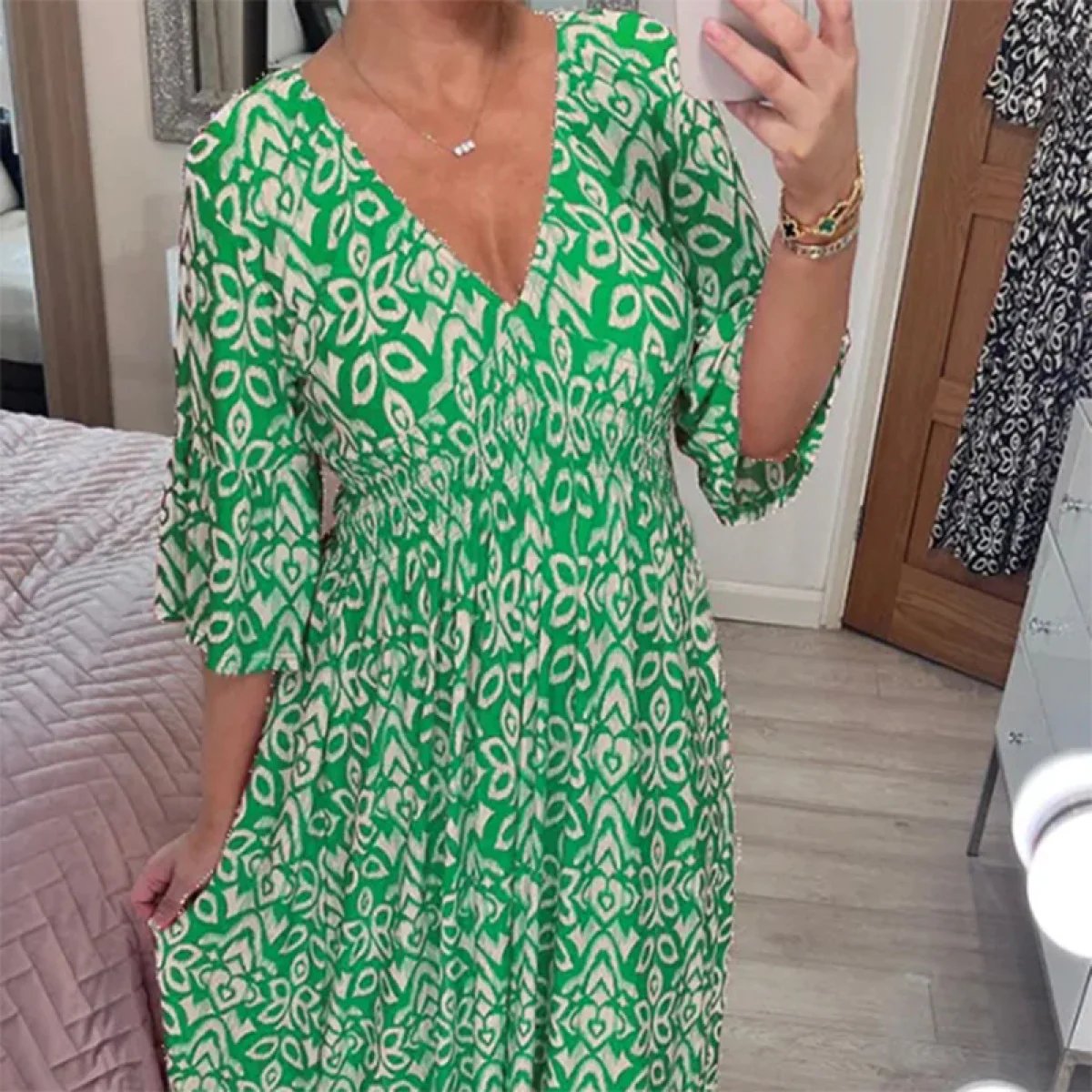 JUDIE | Floral V-Neck Dress