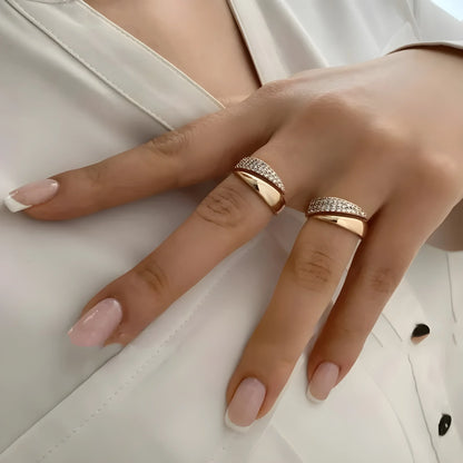 Elegant Gold Ring with Sparkling Stones (Buy 1 Get 1 Free)