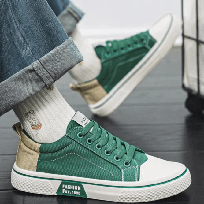 James | Casual Vintage Sneakers